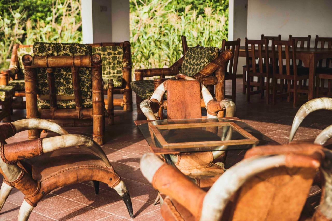 Bees Mouth Gambia Hotel Sanyang Bagian luar foto
